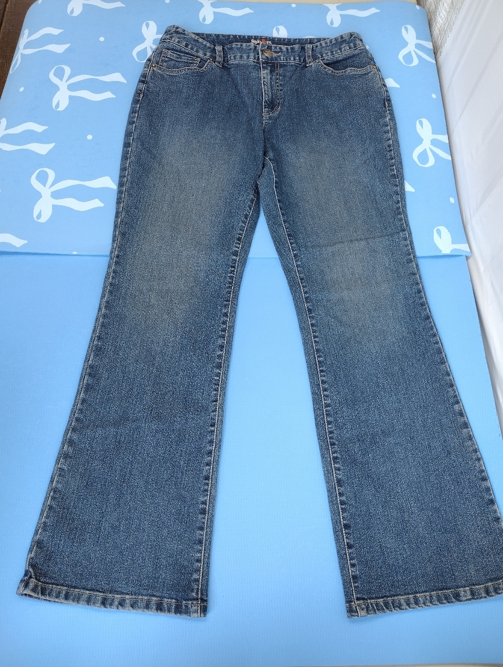 Style & Co Women's Boot Cut Mid Rise Jeans Size 10
